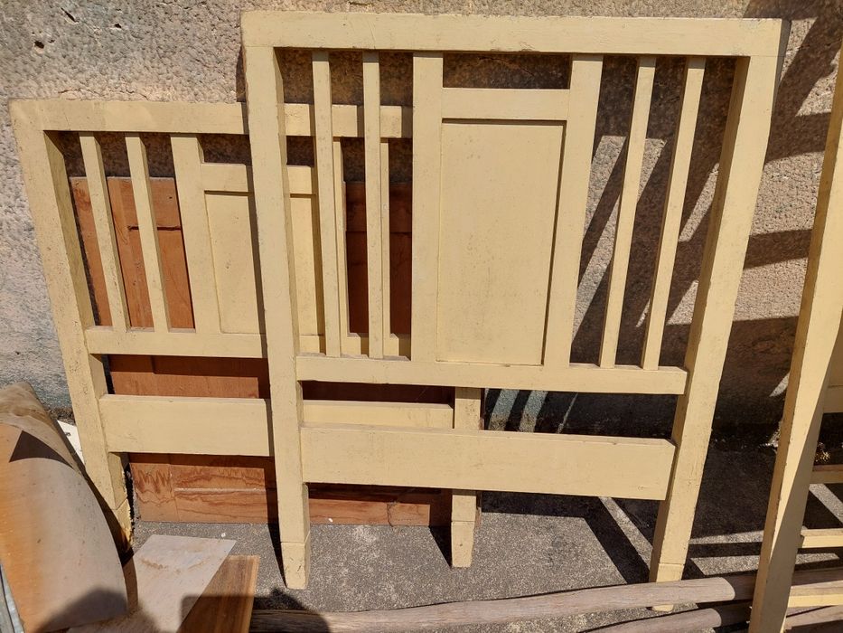 Berço anos 60 em bom estado