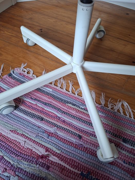 Cadeira giratória IKEA