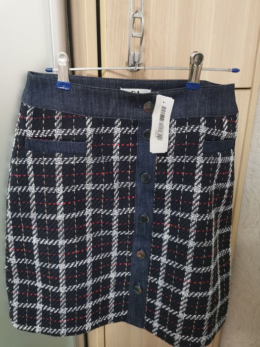 Жіночі брендові спідниці у розмірі S