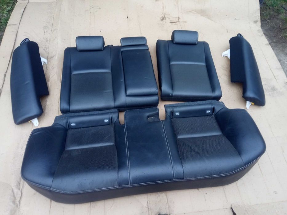 toyota AVENSIS T27 09-18 kanapa tylna sedan kompletna CZARNA SKÓRA