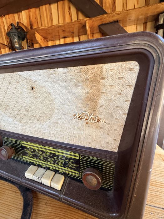 Sprzedam zabytkowe Radio oraz inny sprzet  domowy