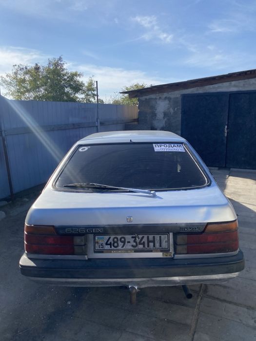 Автомобиль Mazda 626