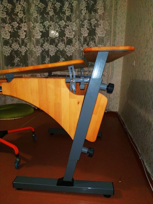 Школьная парта трансформер+стул