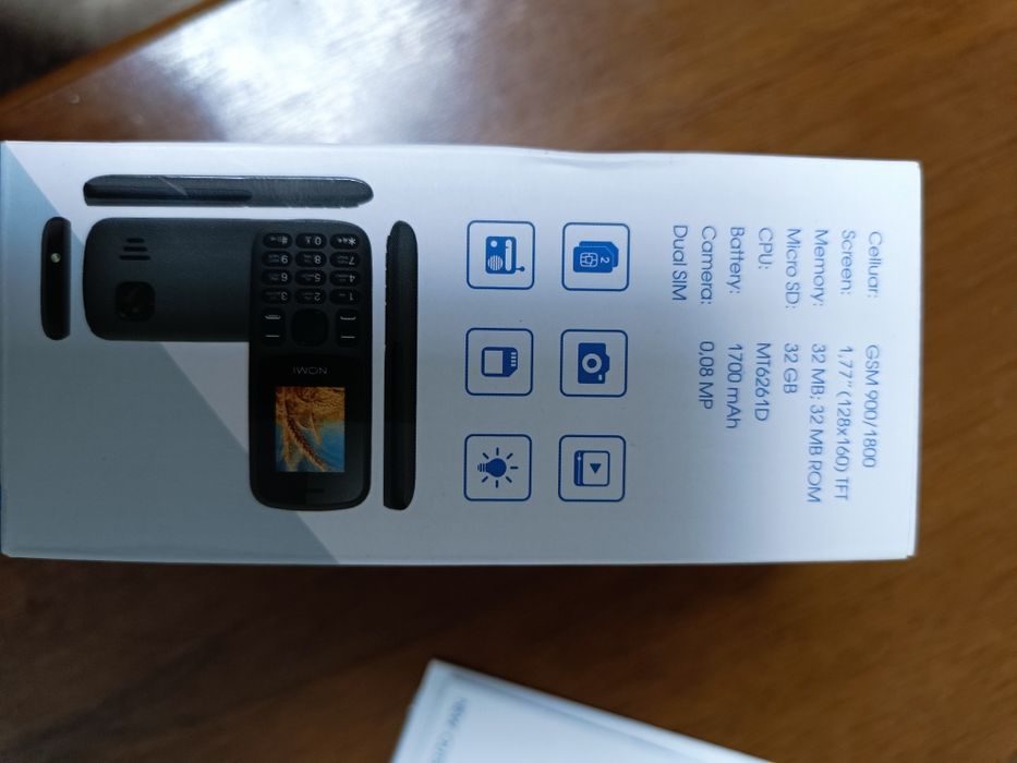 Продам новый телефон Nomi i1890,