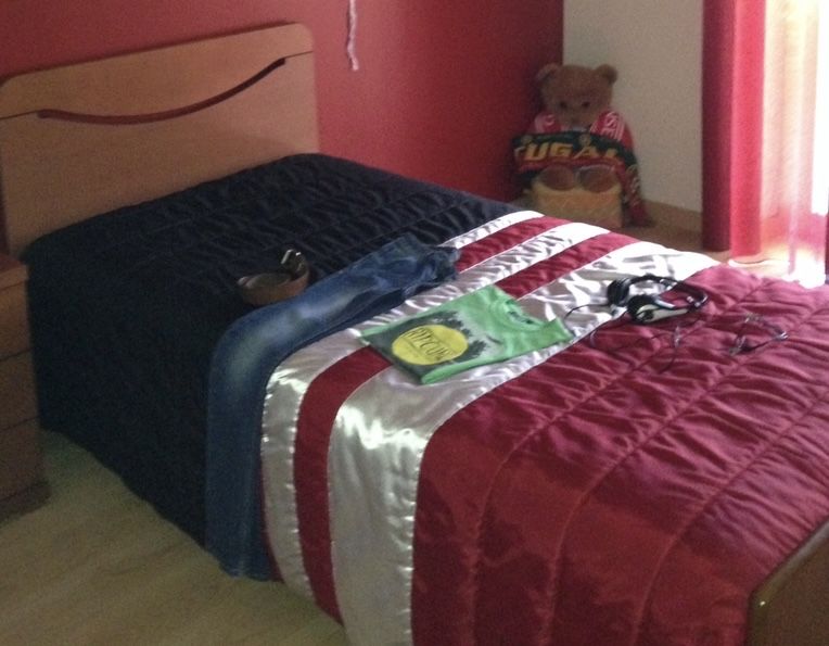 Cama de solteiro cerejeira clara