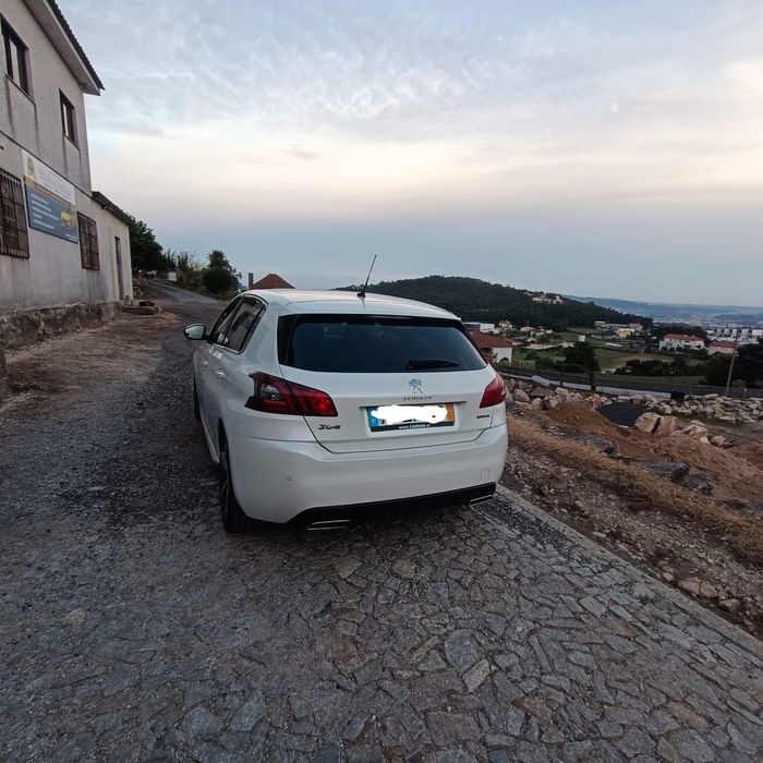 Peugeot 308 GT LINE — photo 3