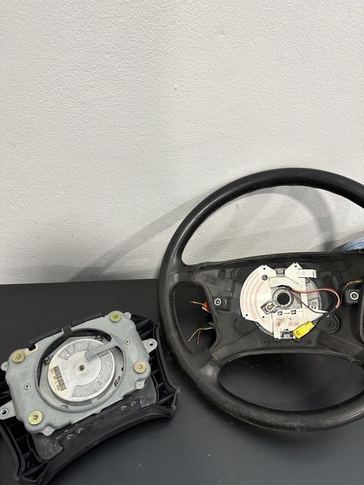 Volante bmw e36 316i compact
