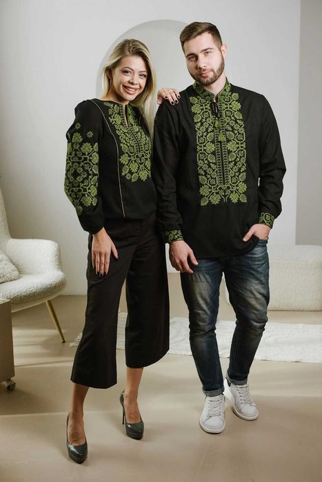 Парні вишиванки для закоханих Комплект жіноча та чоловіча вишиванка