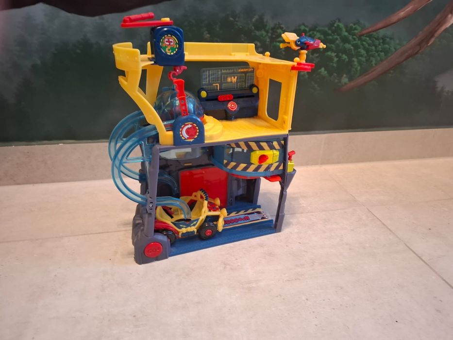 Zings Superthings Heroes Headquarters - General Headquarter