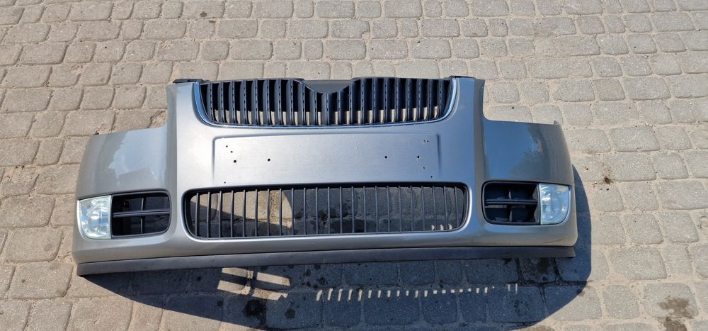 ZDERZAK Przód Przedni SKODA Fabia II SKODA Roomster 9202