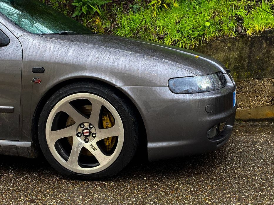 Vendo Seat em ótimo estado