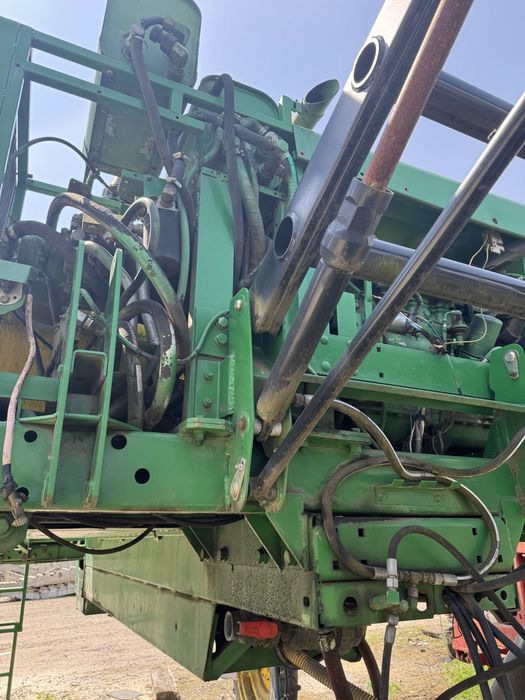 Оприскувач саморобний на базі John Dear 6500