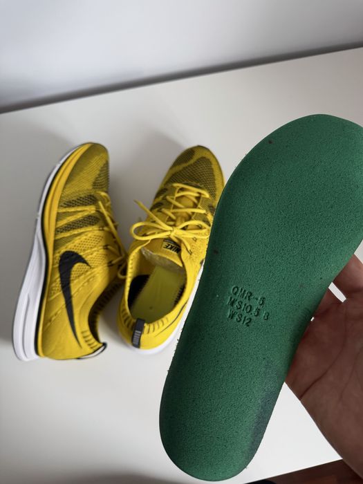 Buty nike flyknit trainer citron żółte yellow 44.5