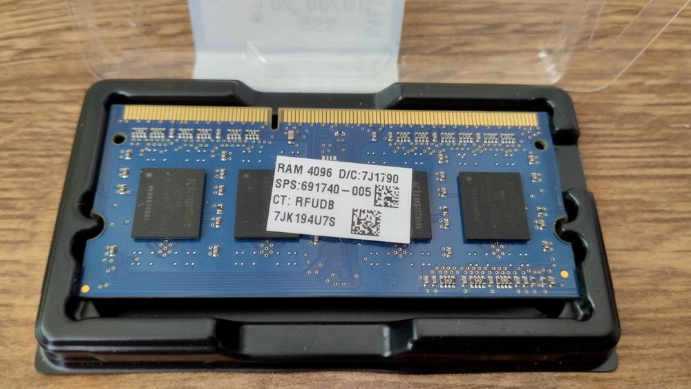 Оперативна памяти 4Гб. б/в