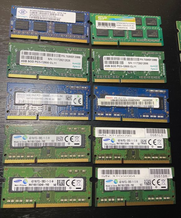 Лот оперативної памʼяті DDR3 SO-DIMM