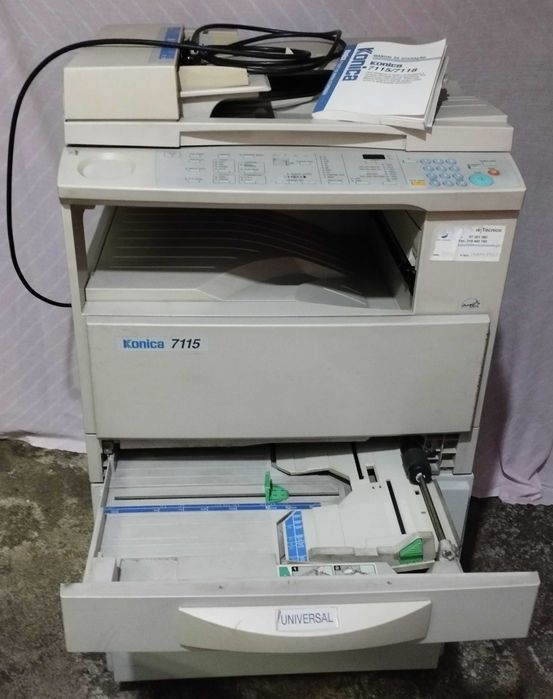 Impressora Konica 7115 em bom estado de conservação