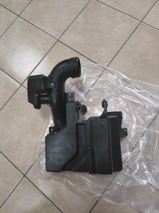 Резонатор повітряний воздушный Kia Forte 13-18, Elantra 11-15