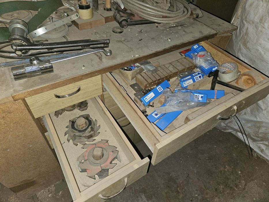 Weinig 7 głowicowy z powrotem materiału