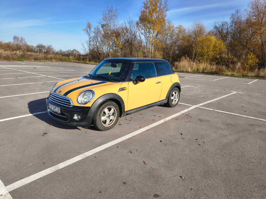 Mini Cooper r 56 2007 r żółty 1.6 benzyna alusy