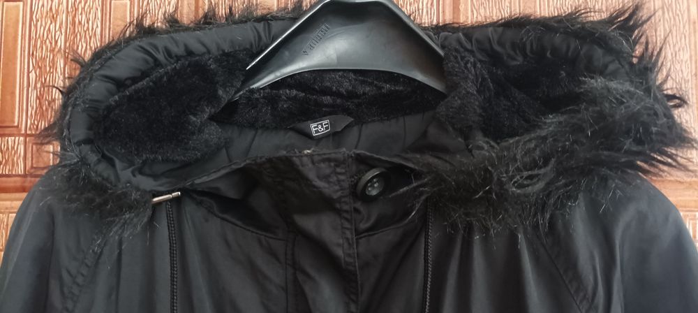 Kurtka wiosenna F&F czarna rozmiar 20 płaszczyk