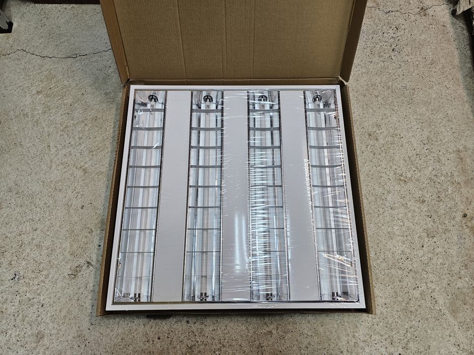 Oprawa świetlówkowa rastrowa Philips 4x14W TBS165 Nowa