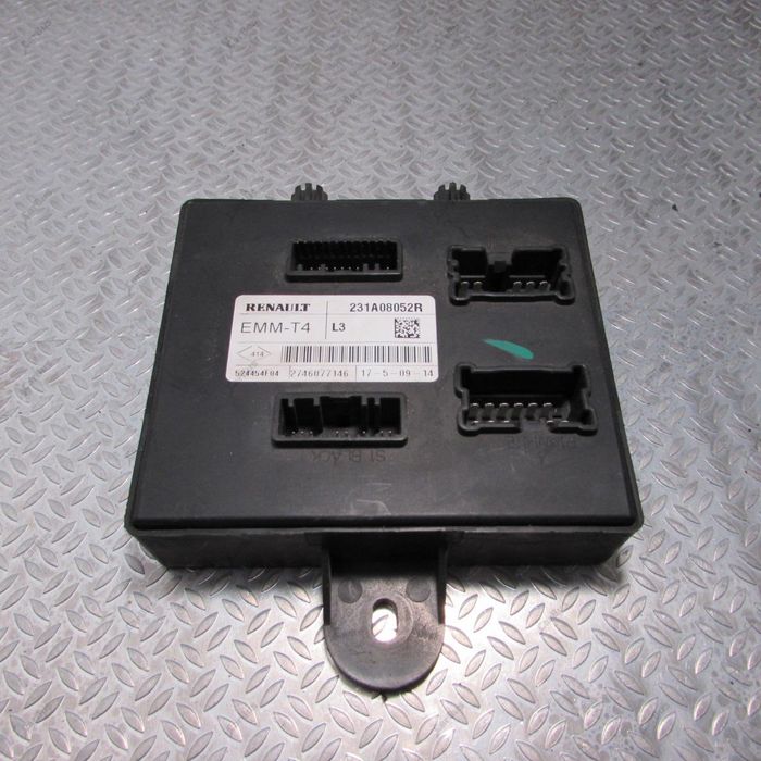 Блок керування бортовою мережею  Renault Trafic 3 Opel Vivaro Трафик