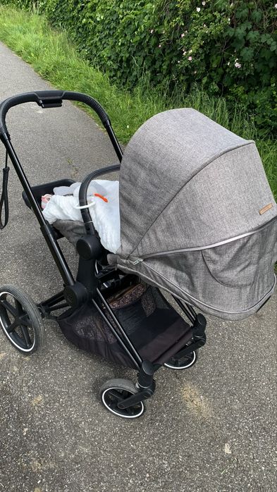 Продам коляску в гарному стані модель Cybex Priam 3.0 stoller