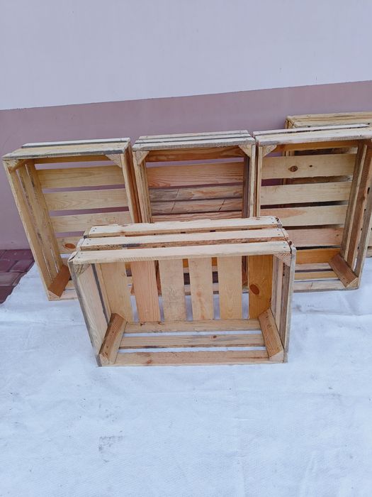 Skrzynki drewniane, suche, na owoce, warzywa lub meble ogrodowe