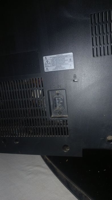 TV LG FHD de 47 polegadas/120 cm63825765514627126