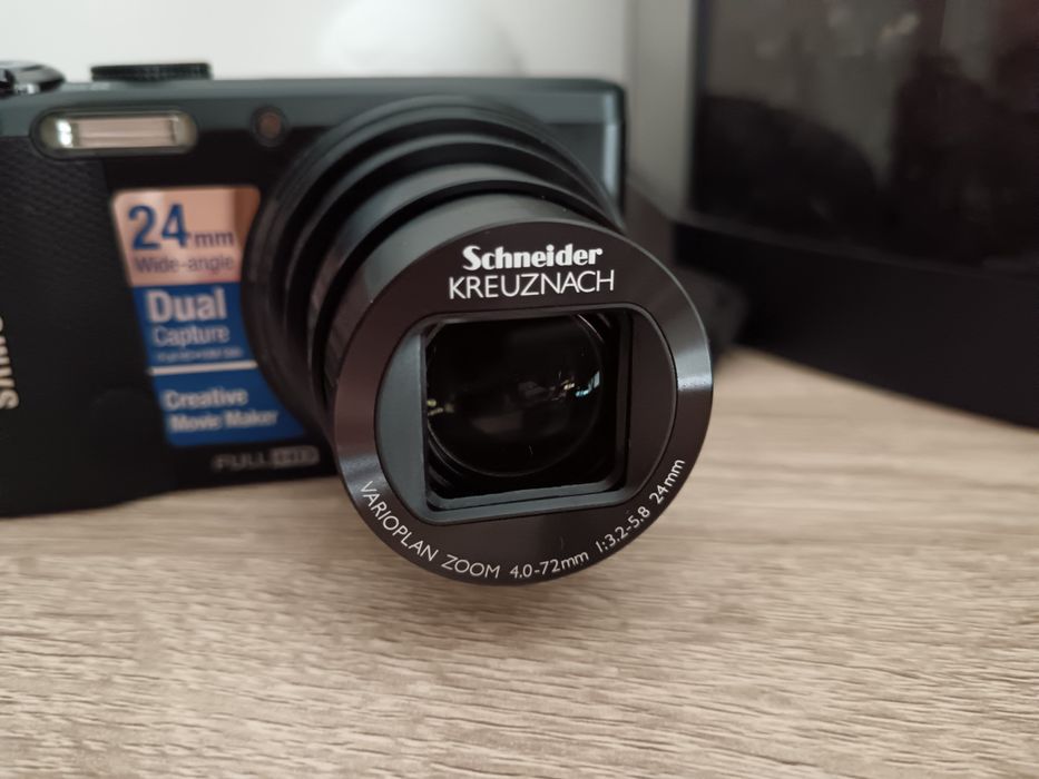 Máquina fotográfica Samsung wb750