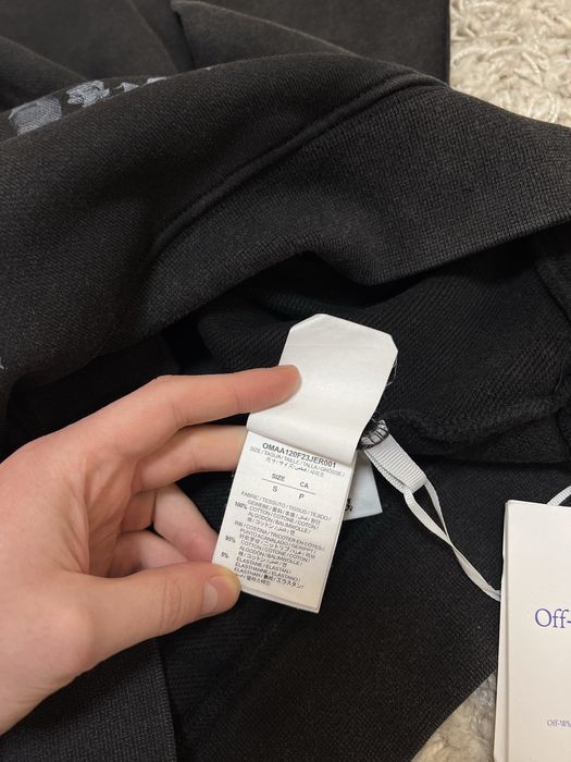 Off white supreme худі