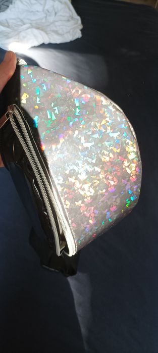 Holo holograficzna nerka saszetka torebka mała czarna