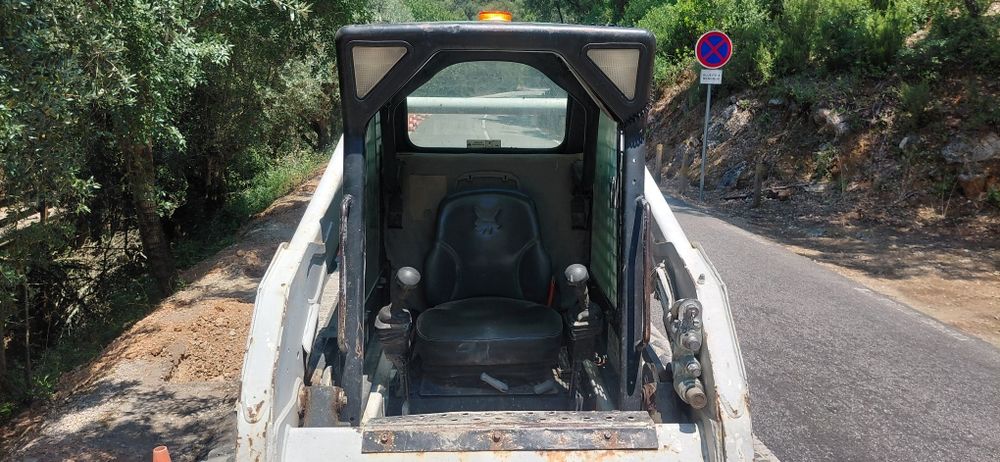 Vendo Bobcat S185