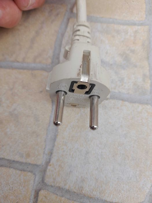 Power Cord424834806191892482
