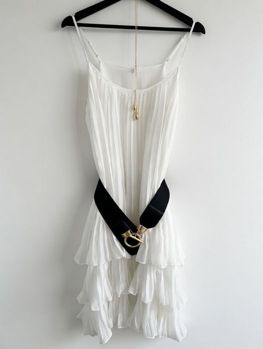 Biała sukienka letnia plisowana uni