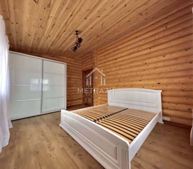 Продам новый дом  в коттеджном поселке на берегу водохранилища!