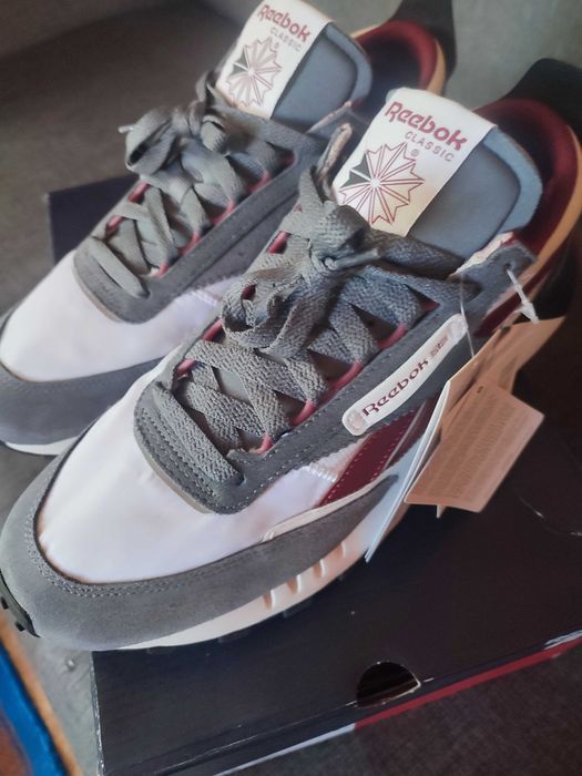 Продам красовки REEBOK 1950грн.