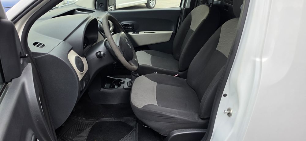 Dacia Dokker 1.5 DCI + GPS + Ar Condicionado + 90 Cavalos