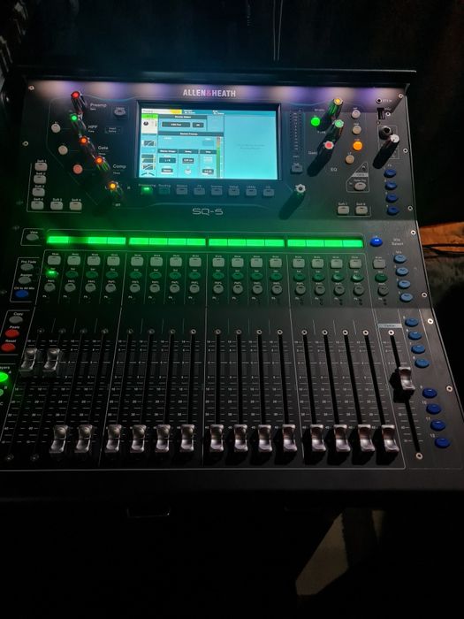Mikser Allen Heath SQ5 cyfrowy + case + uchwyty montażowe