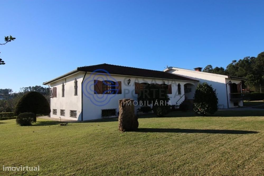 Quinta T7 640m2 em Lodares, Lousada, terreno 12.450m2- 3 artigos possi