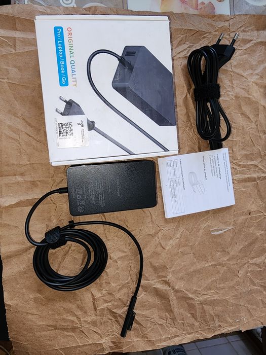 Зарядний блок MDSF65 65Вт, 15В, 4А Microsoft Surface