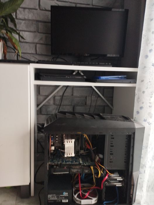 Komputer gamingowy i7 12gb ram 3gb grafika