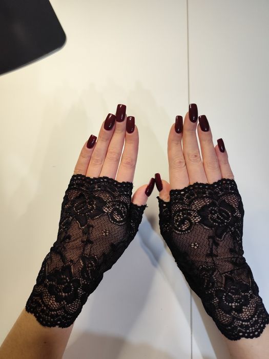 Rękawiczki koronkowe bez palców eleganckie seksowne mitenki