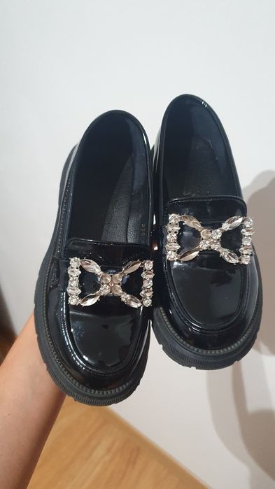 Mokasyny dziewczęce 29 wkładka 17 cm