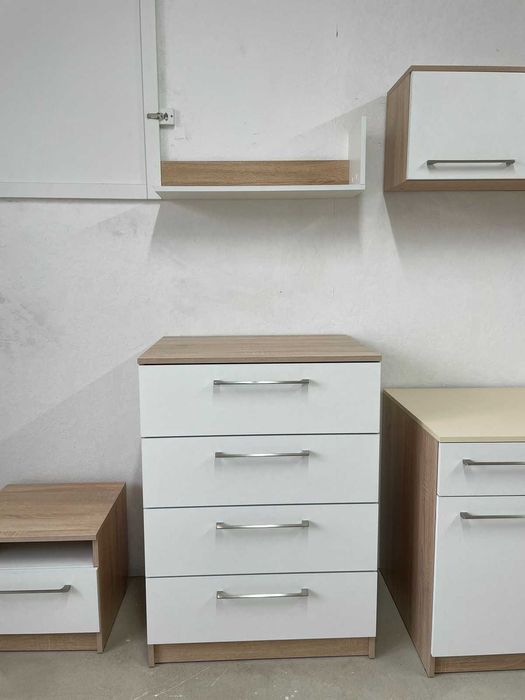 Пенал з шухлядами в офіс або в дитячу.  Нові меблі.