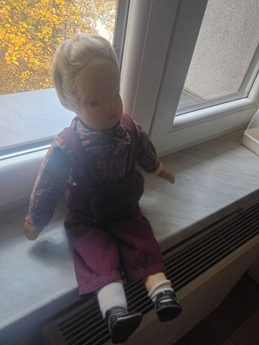 Sprzedam starą lalkę