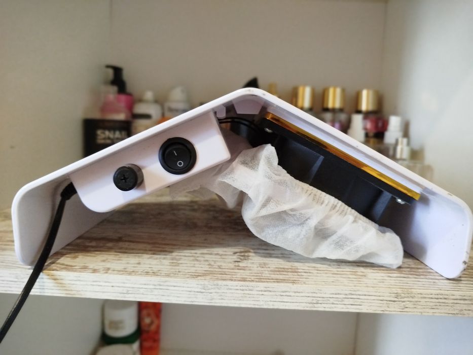 витяжка настільна для манікюру 220-230V