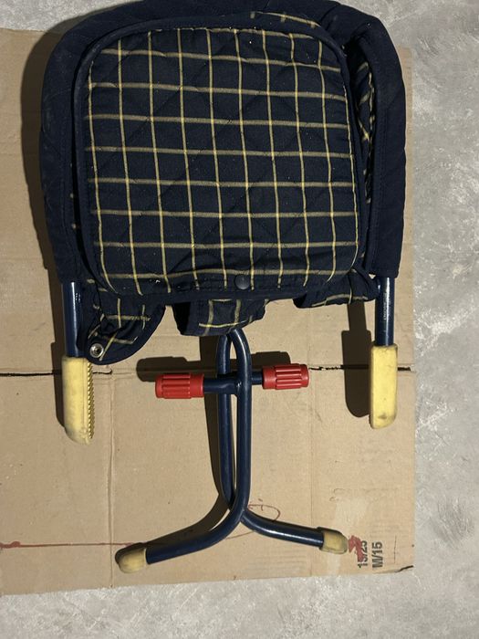 Cadeira suspensa de mesa