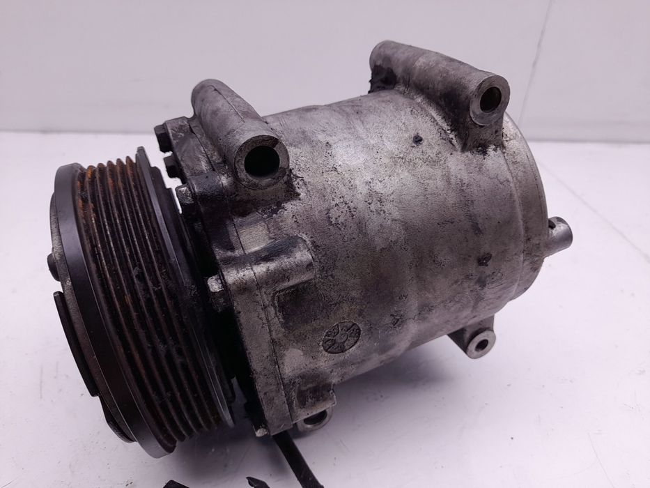 Compressor AC FORD Fiesta VI (CB1, CCN)