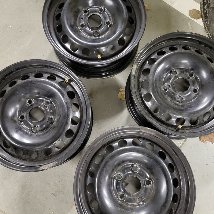 Felgi stalowe 4 szt, stan bdb